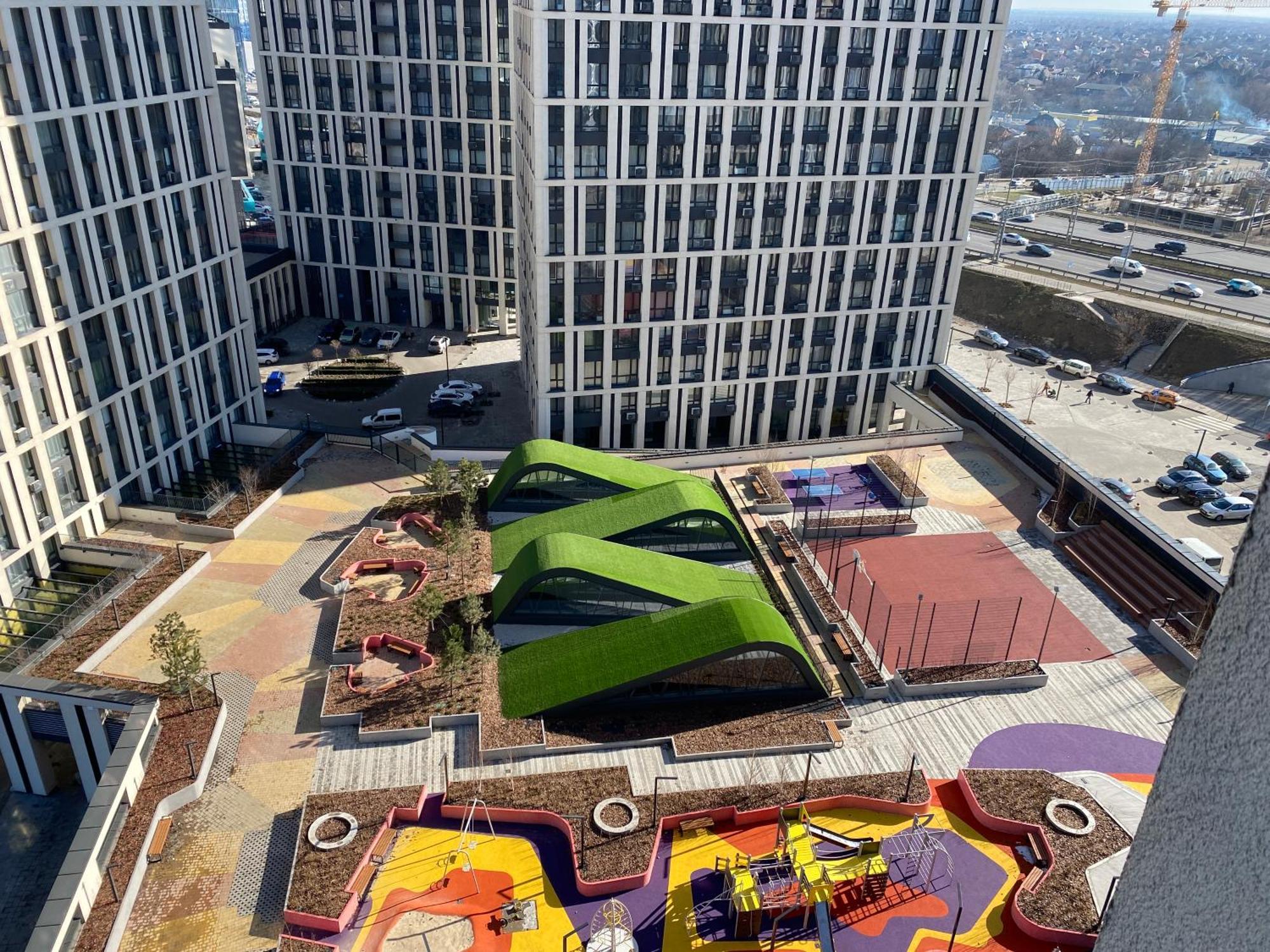Slavutich Apartments Near Metro Station 基輔 外观 照片